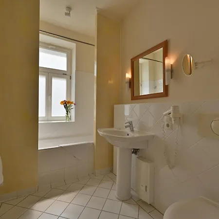 1 Fuer Bis Zu Sechs Personen Apartment